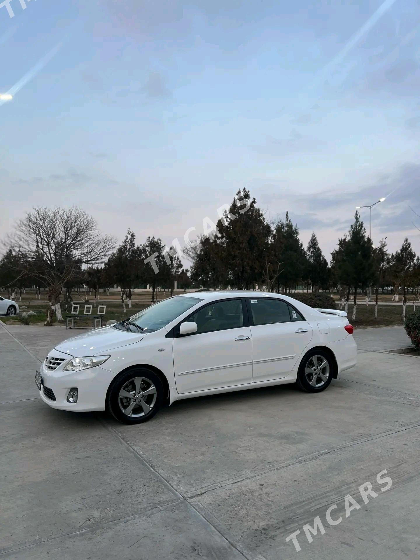 Toyota Corolla 2013 - 191 000 TMT - Aşgabat - img 4