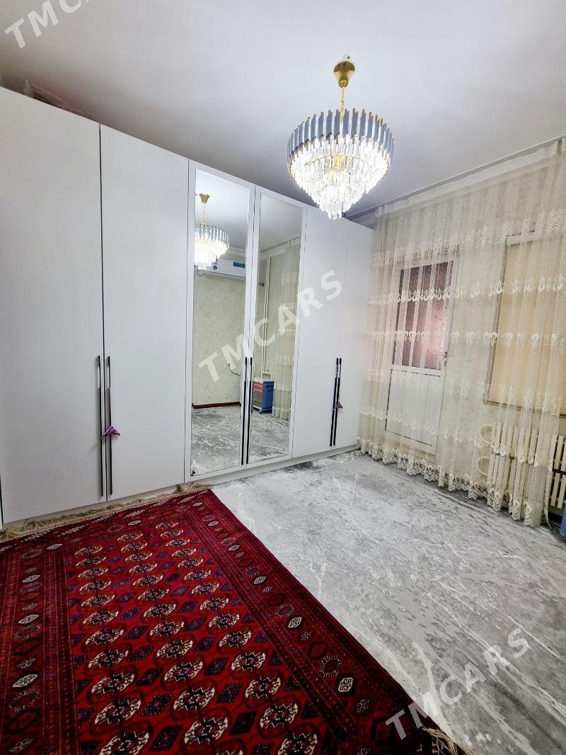 11mkr 3kom 100m² - 11 мкр - img 5