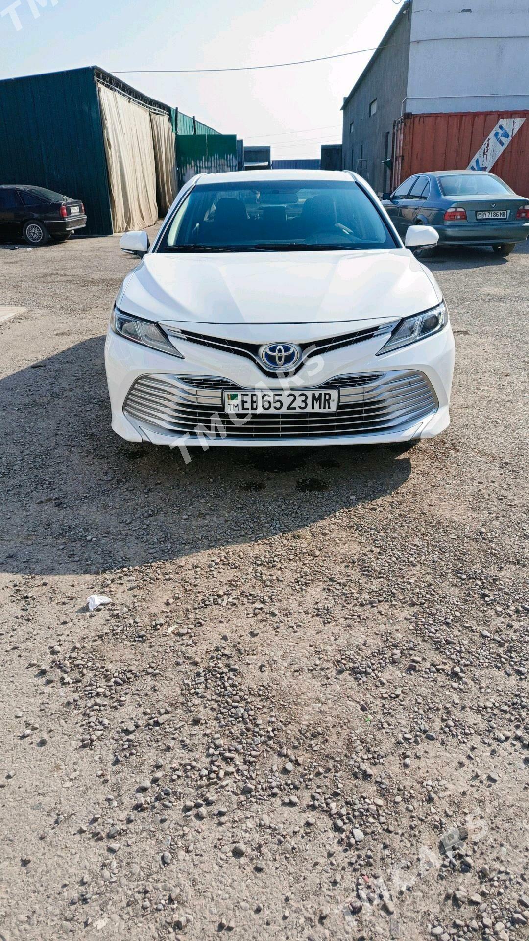 Toyota Camry 2019 - 240 000 TMT - Байрамали - img 2