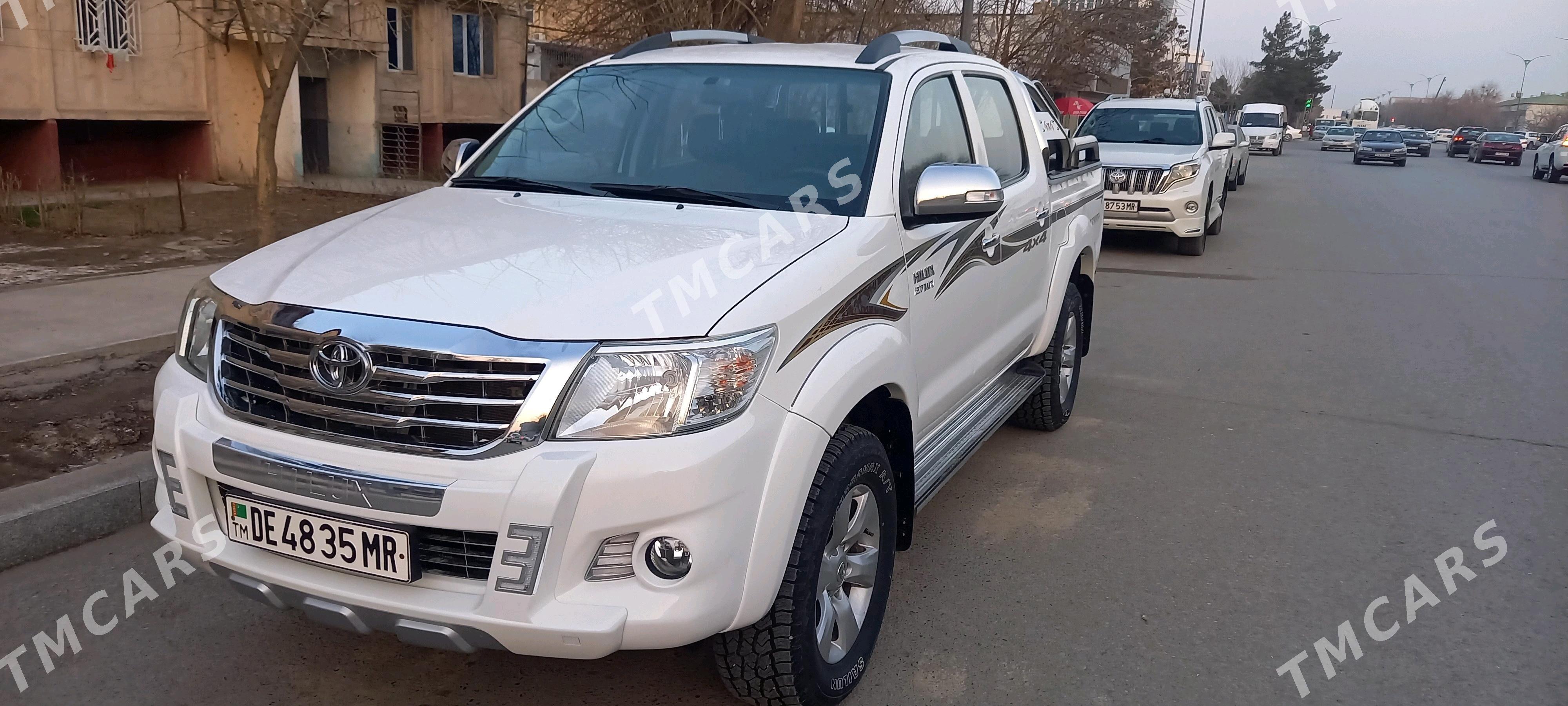 Toyota Hilux 2014 - 370 000 TMT - Mary - img 5