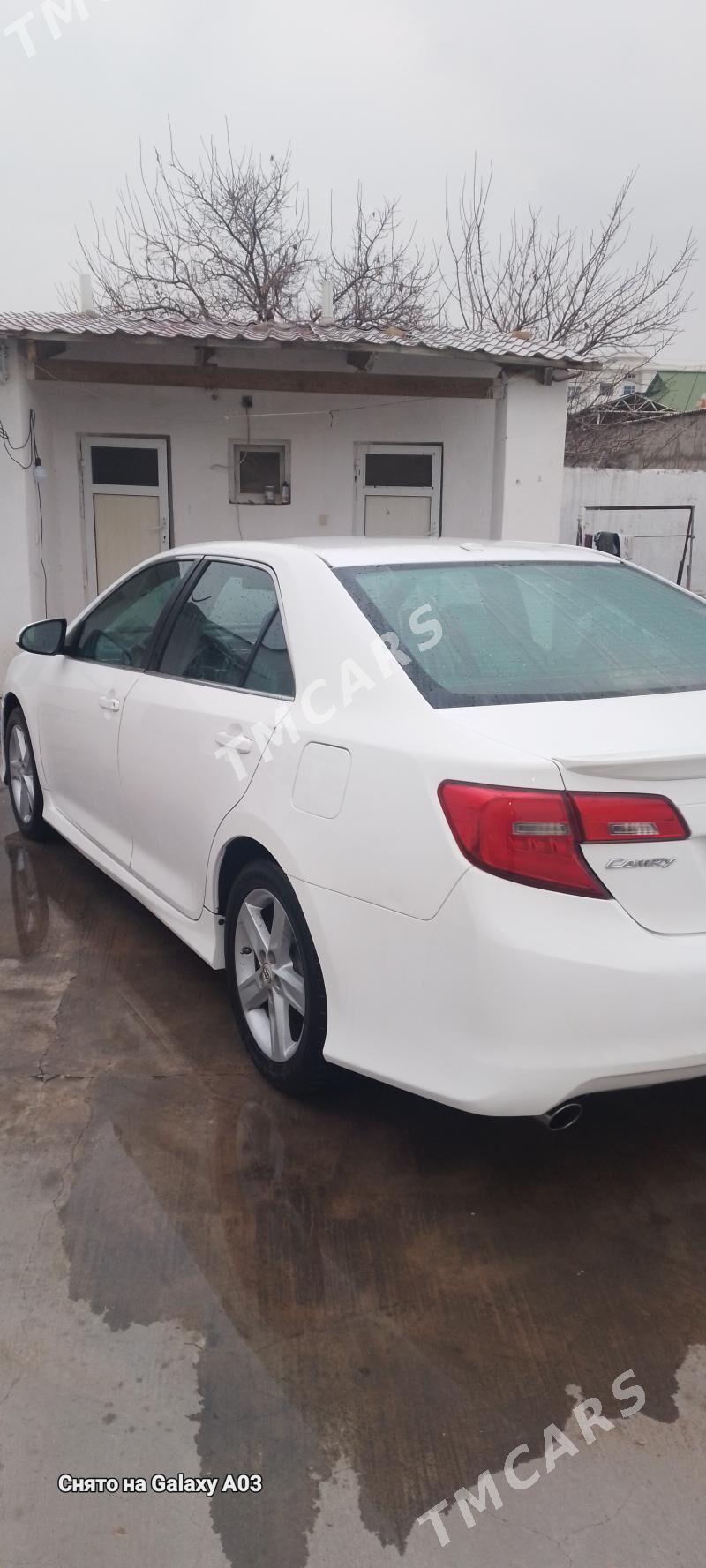 Toyota Camry 2011 - 260 000 TMT - Анев - img 2