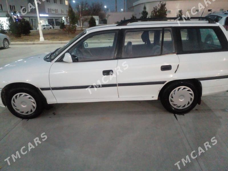 Opel Astra 1993 - 35 000 TMT - Мары - img 2