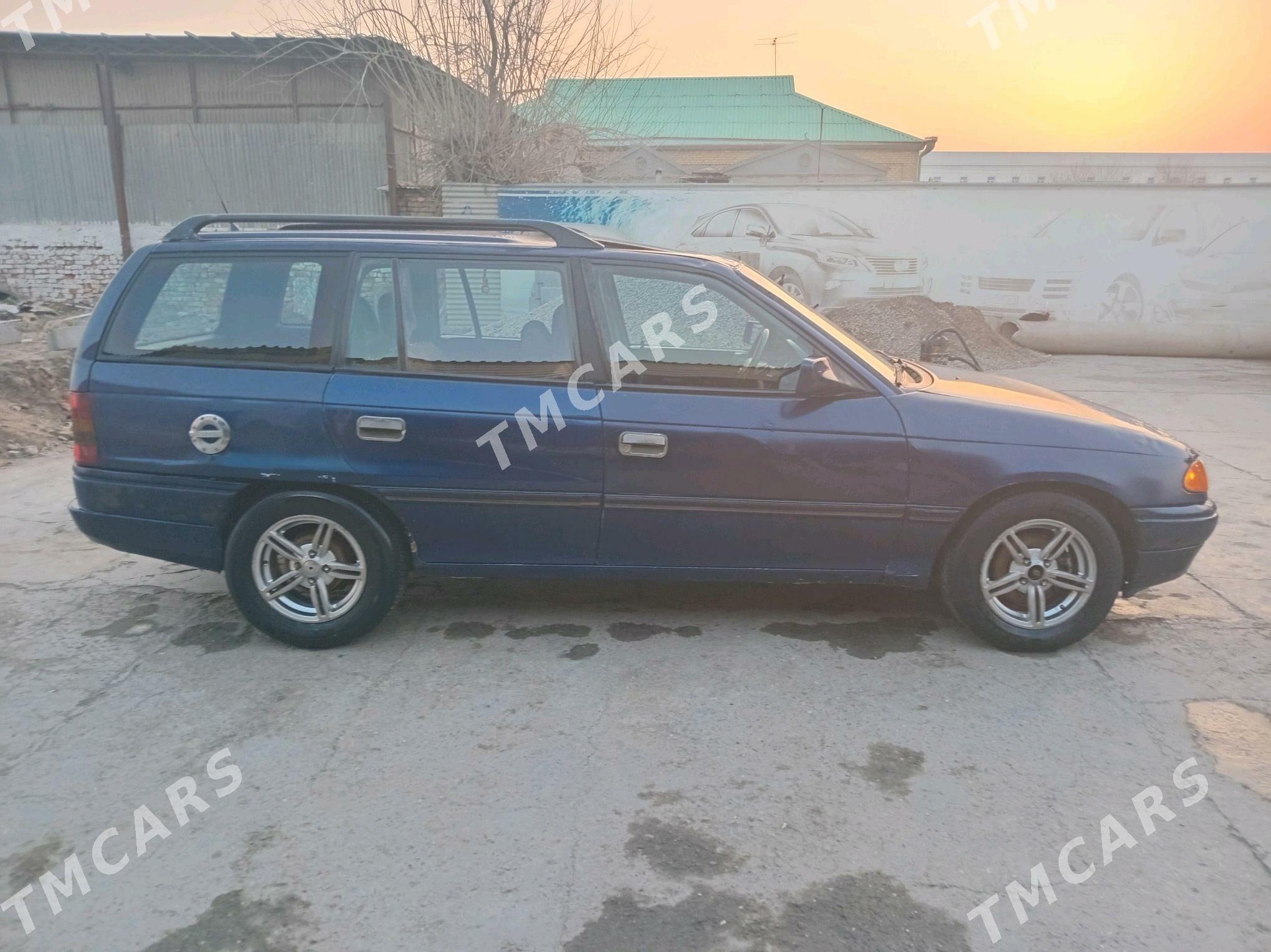 Opel Astra 1994 - 27 000 TMT - Векильбазар - img 9