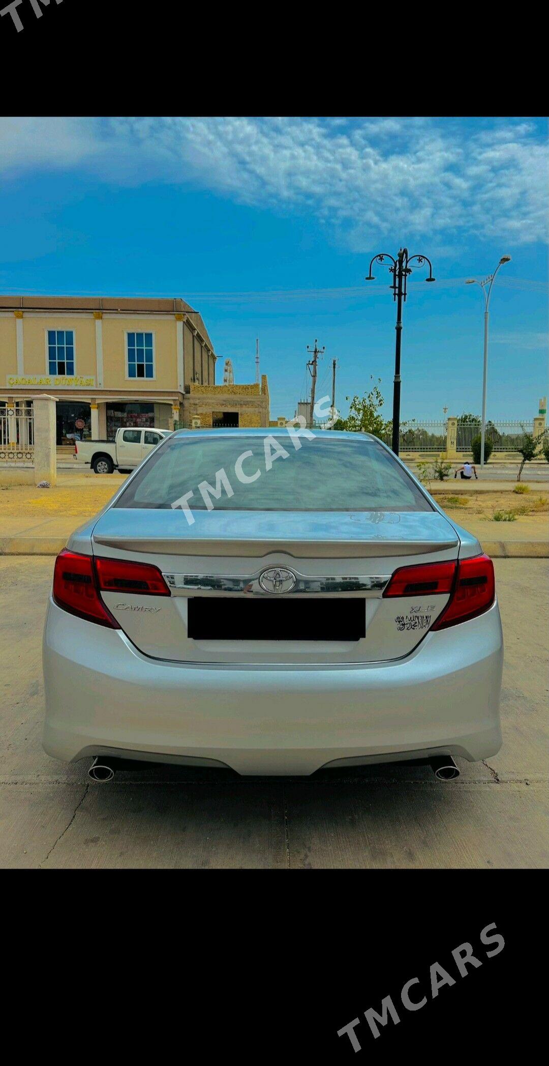 Toyota Camry 2012 - 200 000 TMT - Balkanabat - img 2