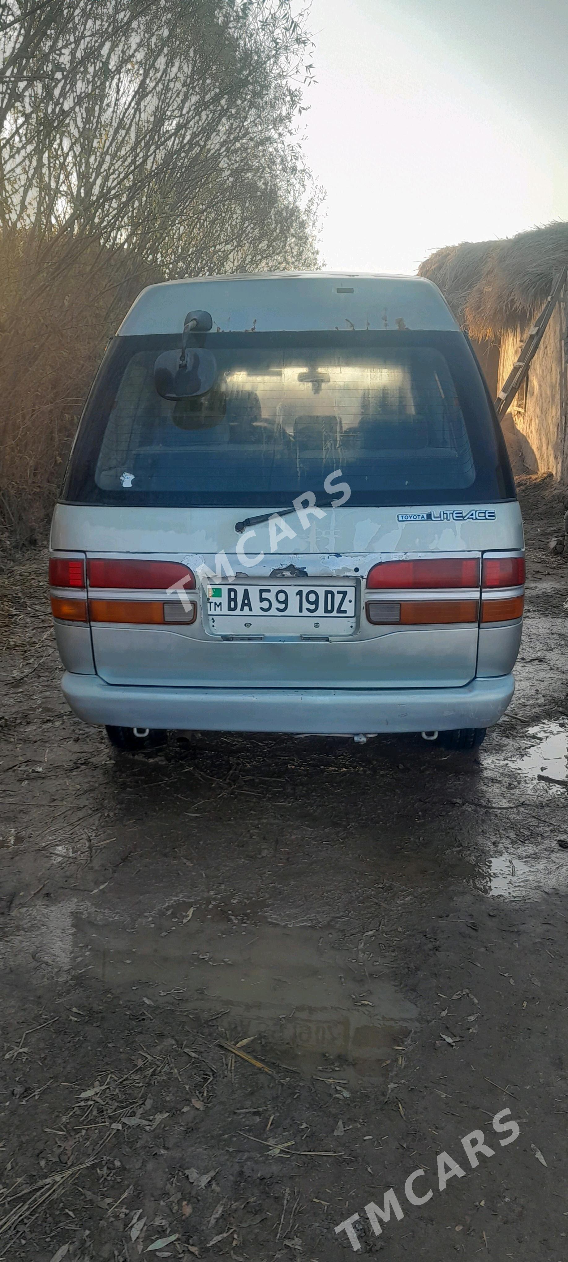 Toyota Town Ace 1992 - 35 000 TMT - Гурбансолтан Едже - img 2