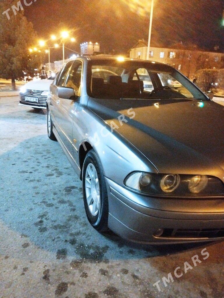 BMW 528 1998 - 70 000 TMT - Балканабат - img 3