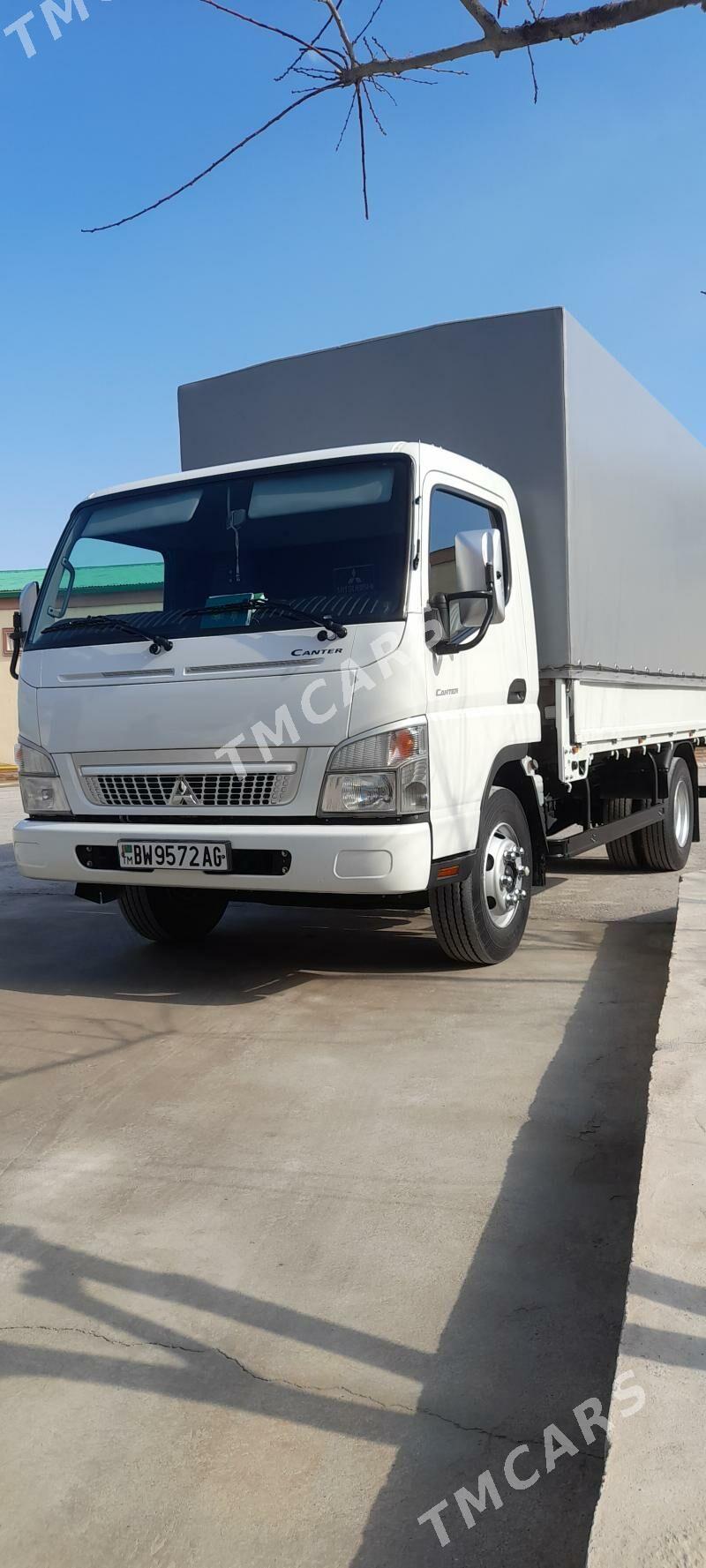 Mitsubishi Canter 2015 - 450 000 TMT - Бузмеин - img 3