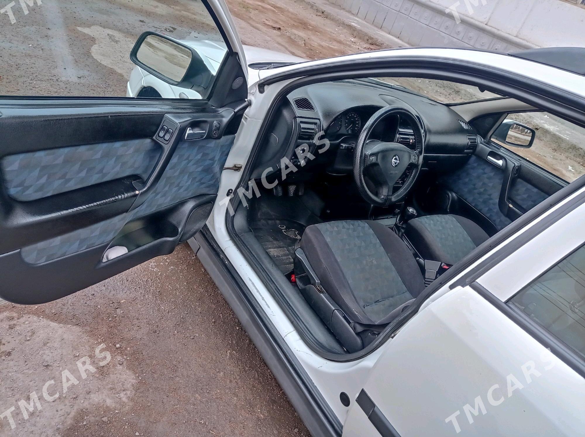 Opel Astra 2000 - 60 000 TMT - Дашогуз - img 4