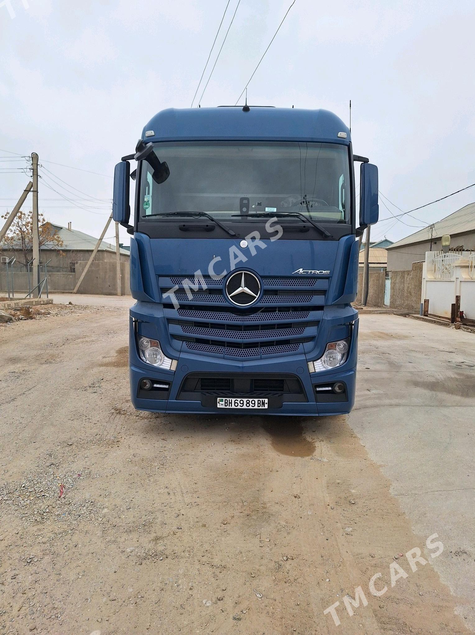 Mercedes-Benz ACTROS 3331 2014 - 1 250 000 TMT - Balkanabat - img 2