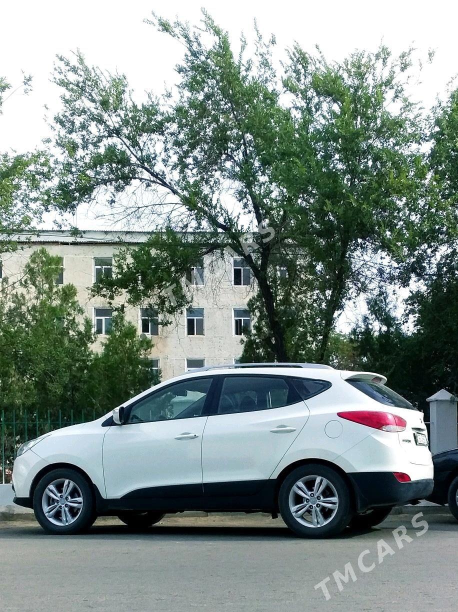 Hyundai Tucson 2011 - 180 000 TMT - Болдумсаз - img 2