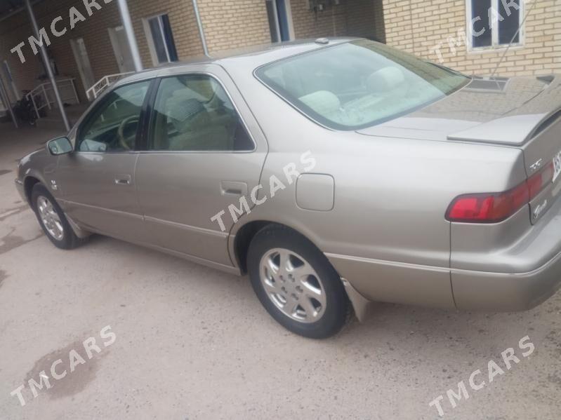 Toyota Camry 1999 - 118 000 TMT - Мары - img 6