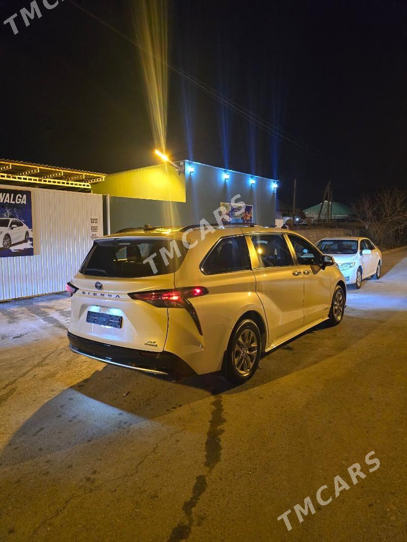 Toyota Sienna 2021 - 565 000 TMT - Aşgabat - img 2