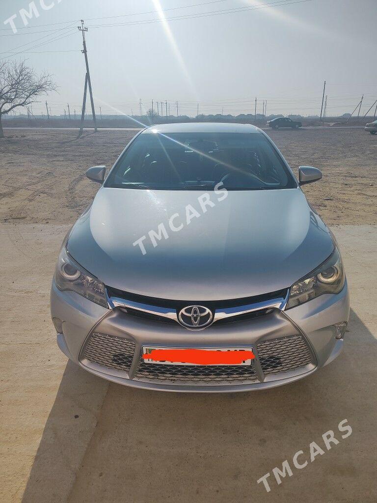 Toyota Camry 2016 - 260 000 TMT - Шатлык - img 2