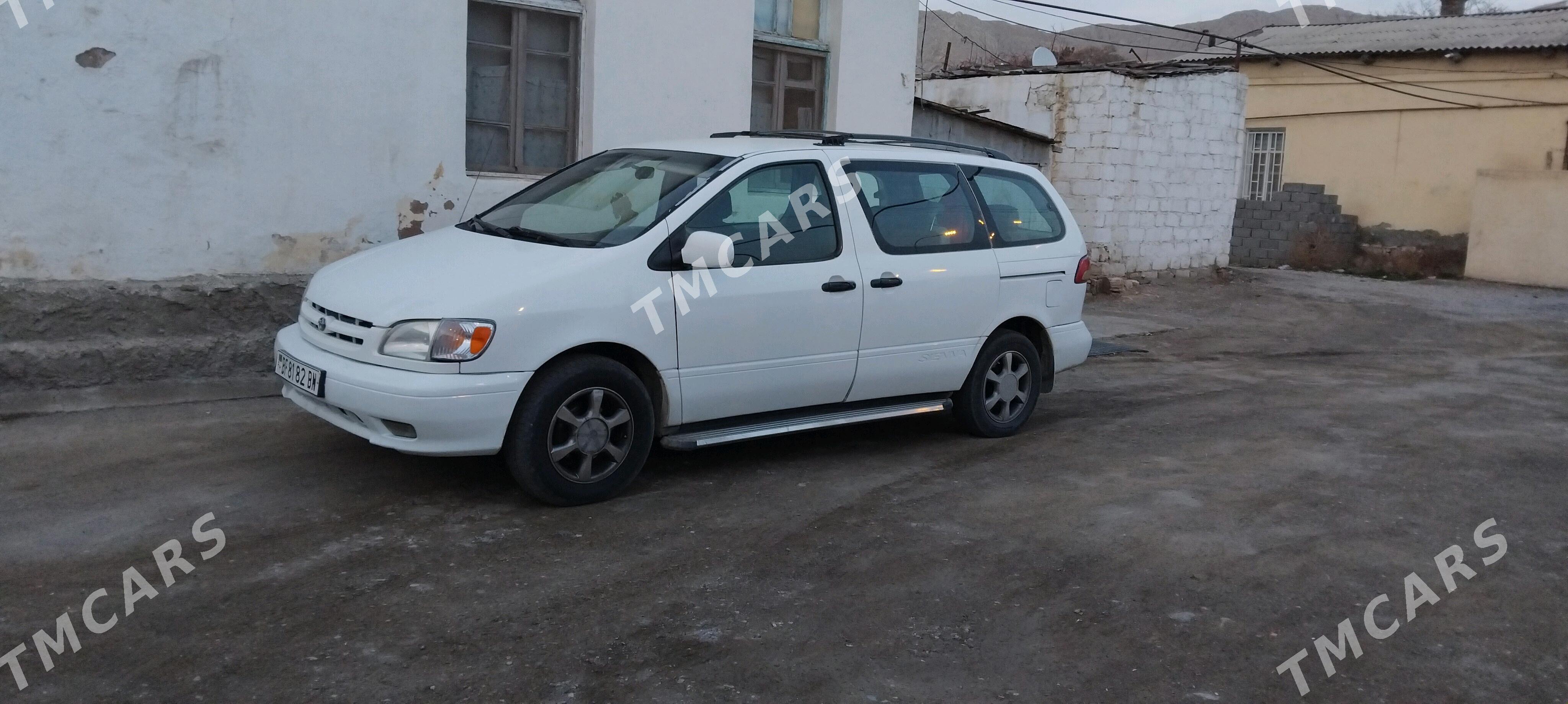 Toyota Sienna 2002 - 125 000 TMT - Türkmenbaşy - img 2