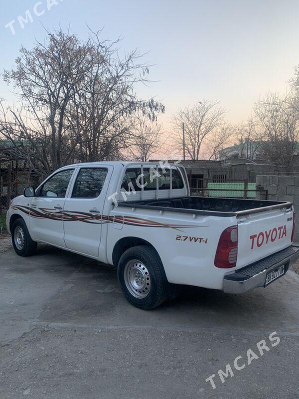 Toyota Hilux 2009 - 200 000 TMT - Balkanabat - img 2