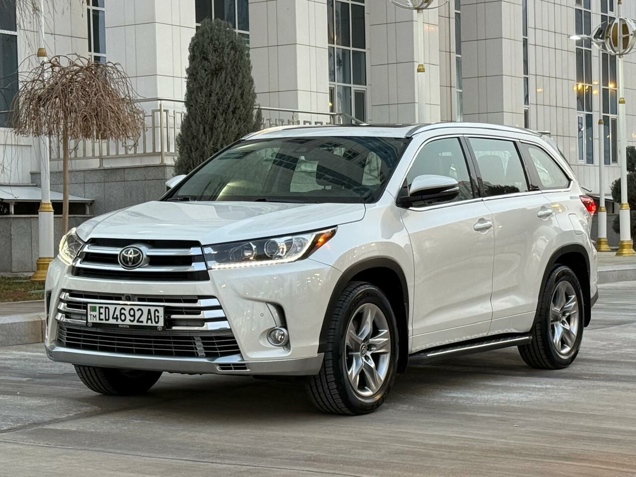 Toyota Highlander 2018 - 648 000 TMT - Ашхабад - img 3