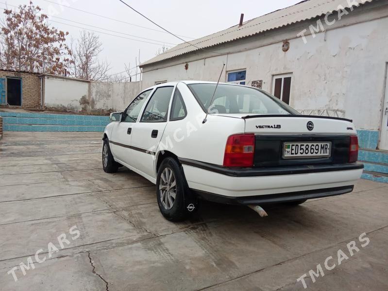 Opel Vectra 1989 - 30 000 TMT - Байрамали - img 4