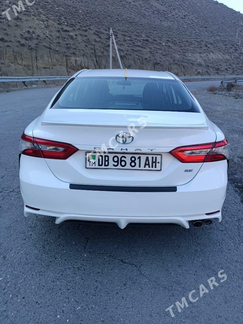 Toyota Camry 2018 - 245 000 TMT - Bäherden - img 2