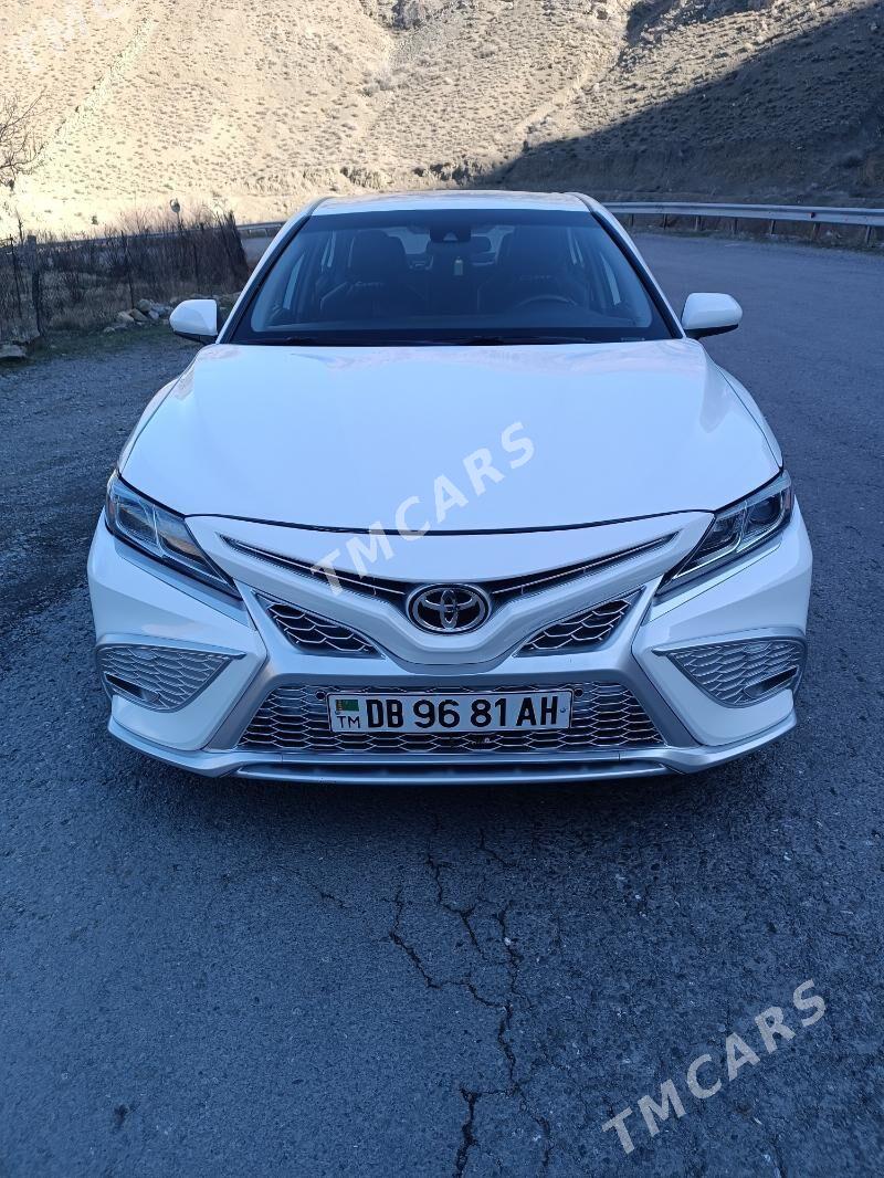 Toyota Camry 2018 - 245 000 TMT - Bäherden - img 3