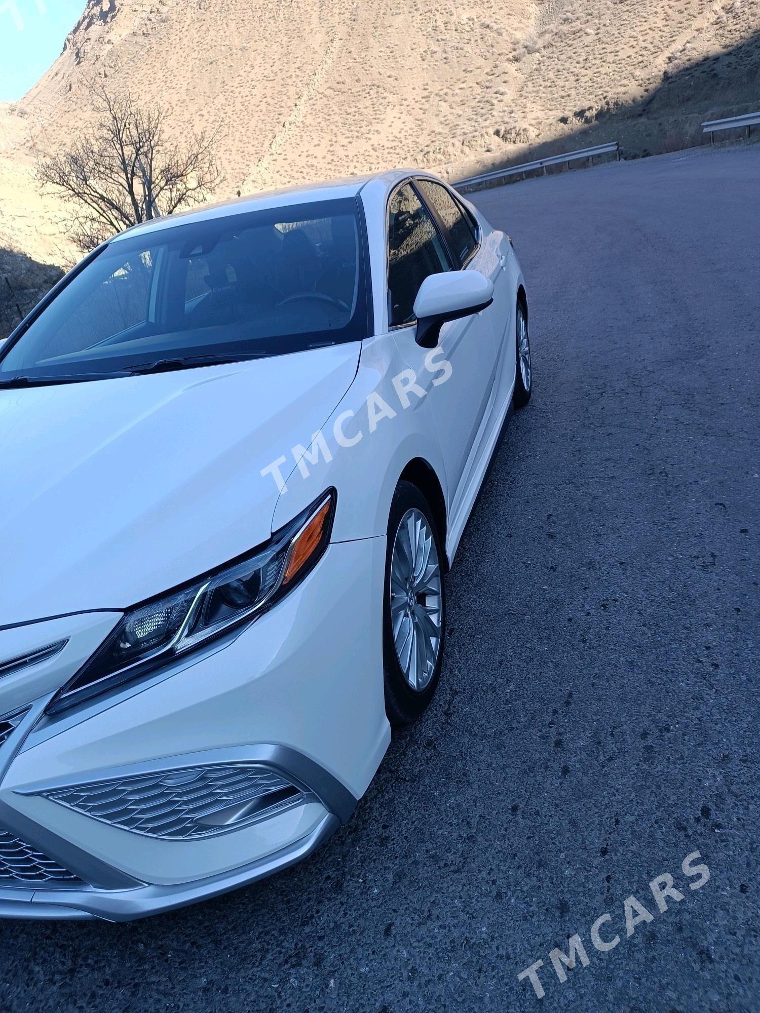 Toyota Camry 2018 - 245 000 TMT - Бахарден - img 5