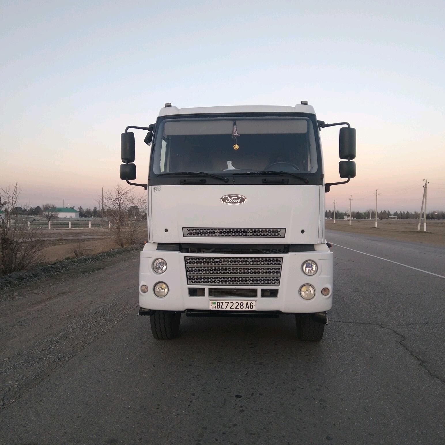 Ford Cargo 3536M 2015 - 740 000 TMT - Aşgabat - img 3