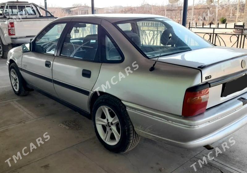 Opel Vectra 1989 - 32 000 TMT - Сакарчага - img 5