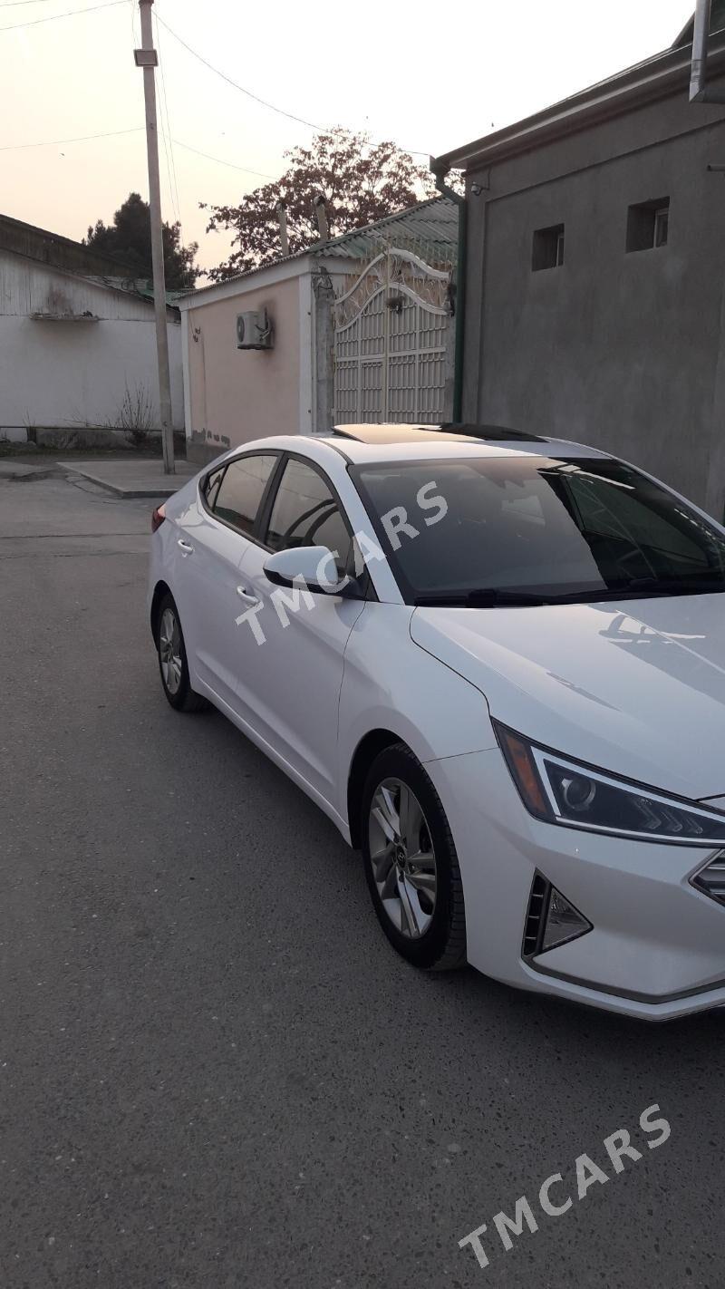 Hyundai Elantra 2020 - 237 000 TMT - Büzmeýin - img 2