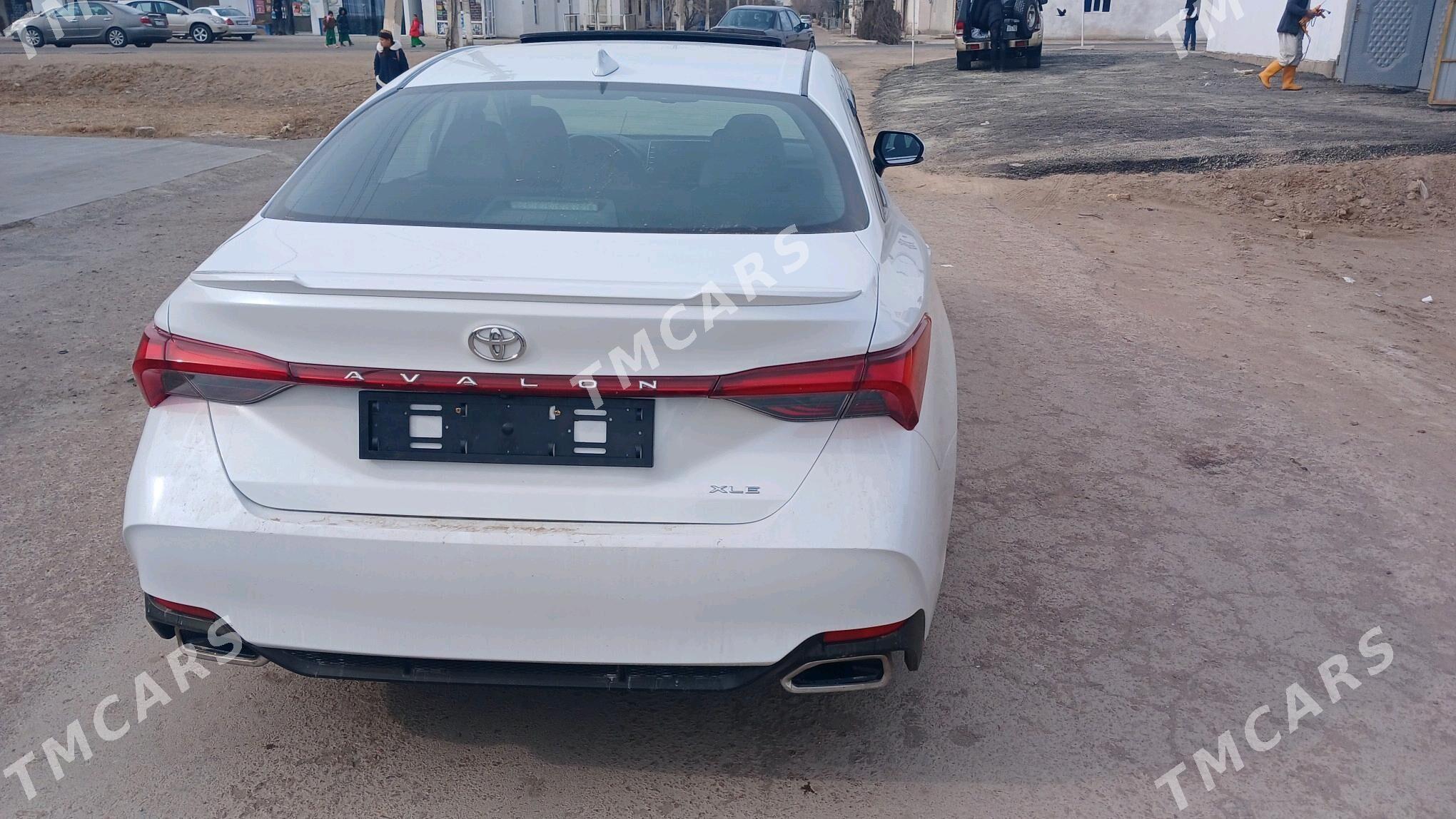 Toyota Avalon 2019 - 450 000 TMT - Daşoguz - img 4