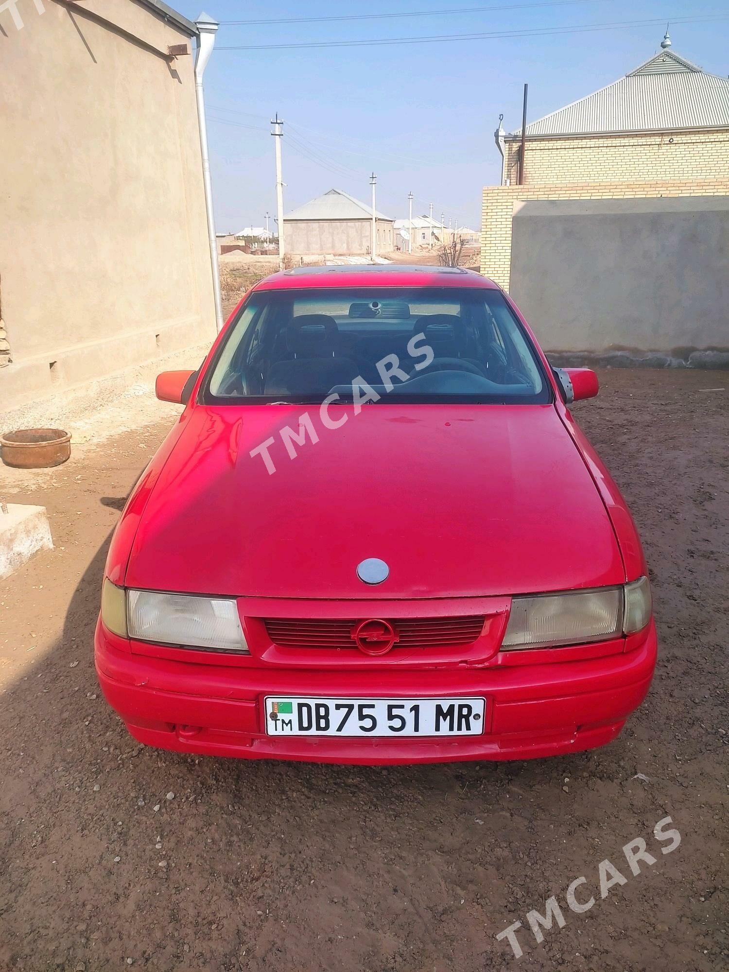 Opel Vectra 1991 - 25 000 TMT - Murgap - img 3