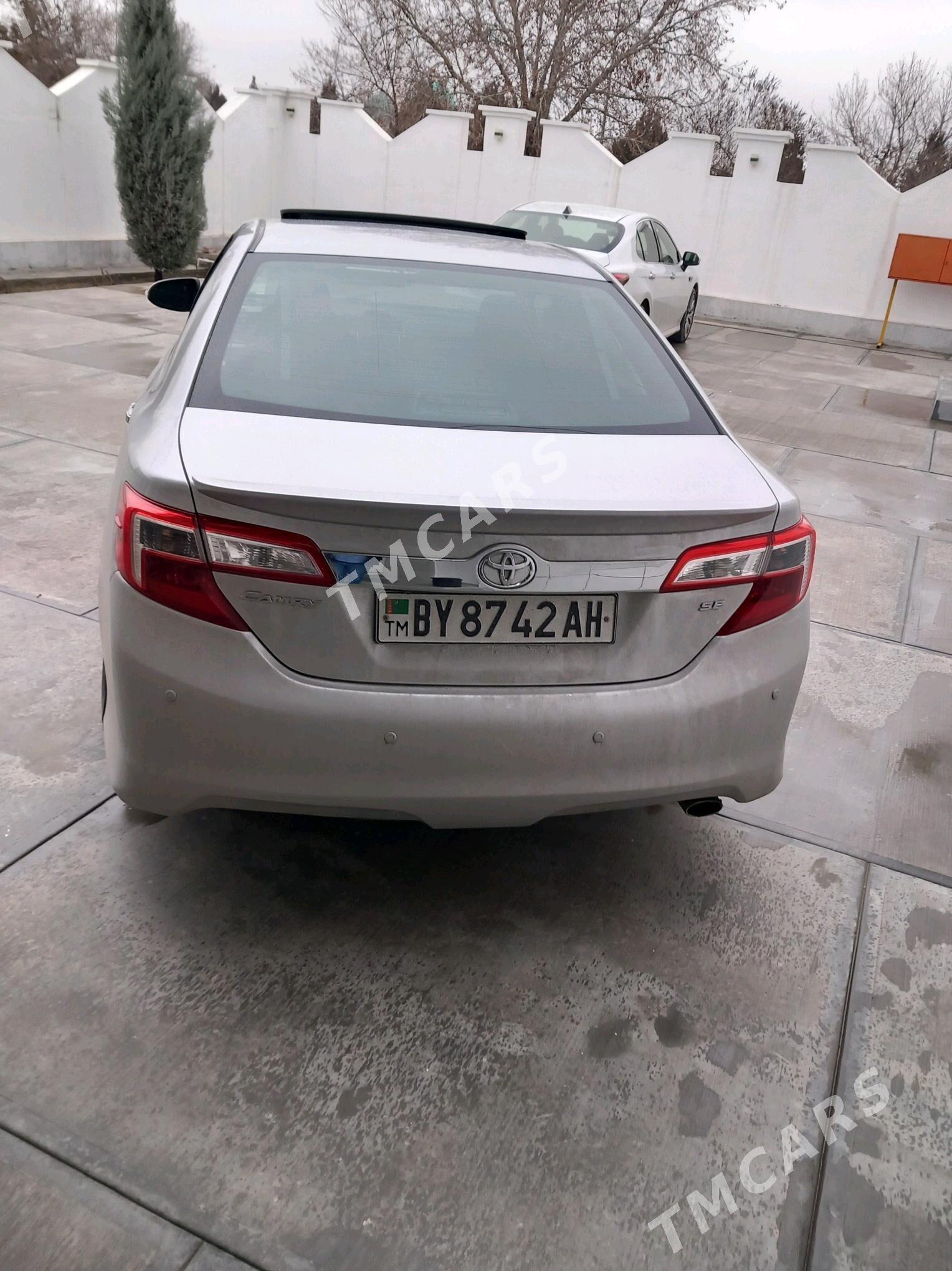 Toyota Camry 2012 - 222 000 TMT - Гёкдепе - img 4