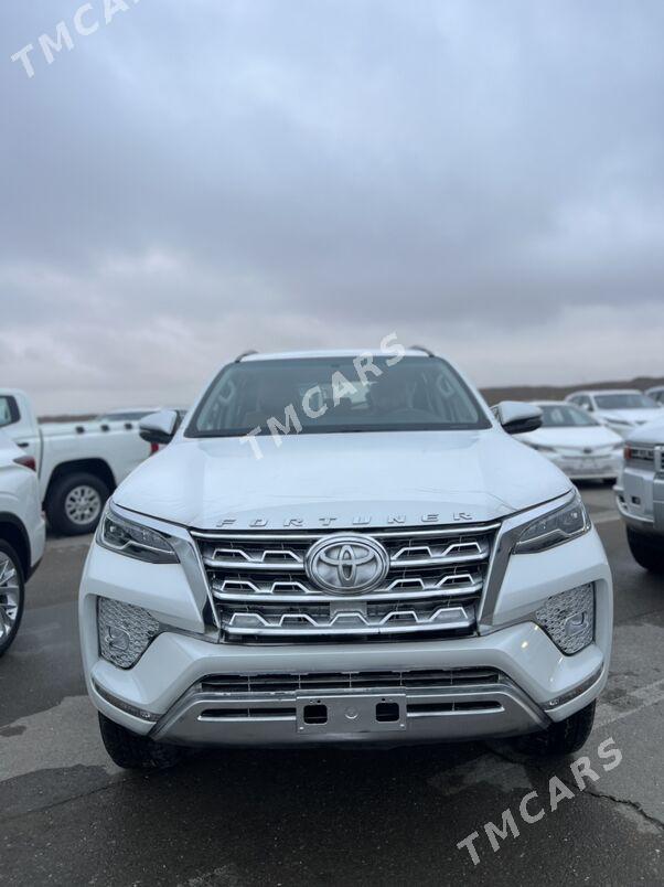 Toyota Fortuner 2024 - 686 000 TMT - Ашхабад - img 2