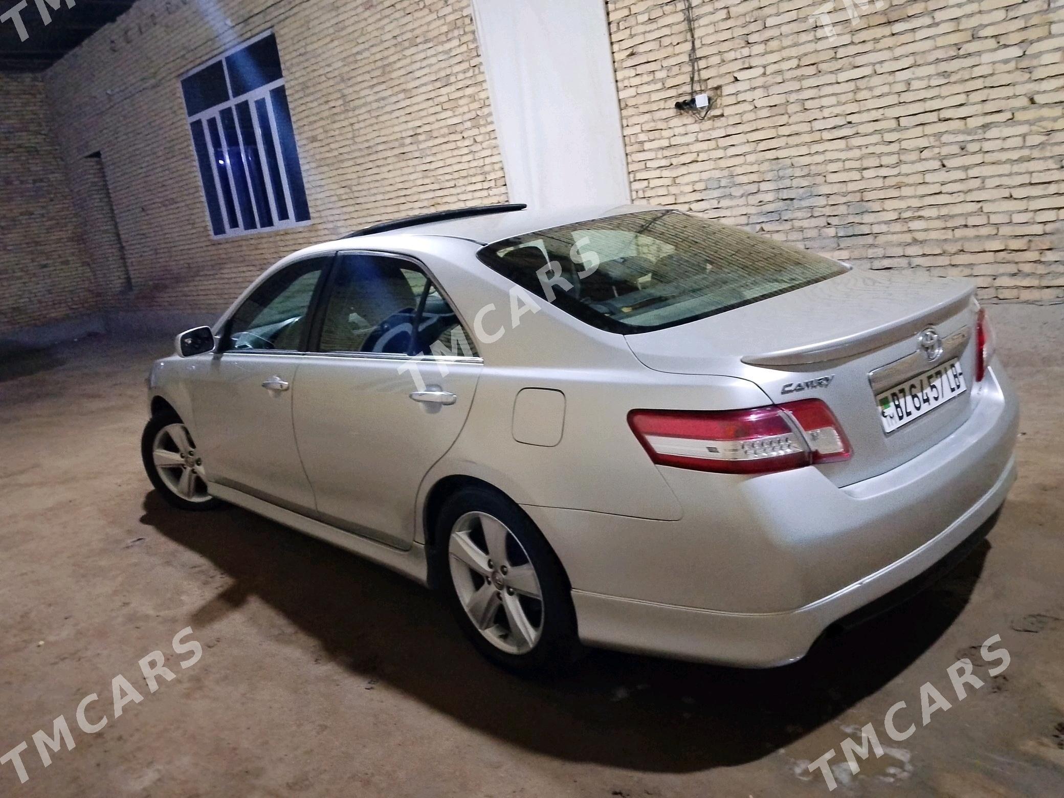 Toyota Camry 2009 - 160 000 TMT - Фарап - img 4