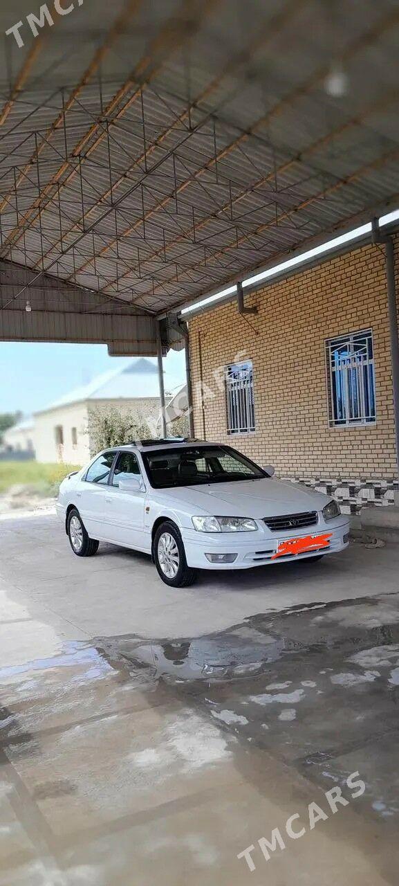 Toyota Camry 2000 - 165 000 TMT - Байрамали - img 2