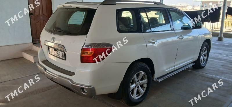 Toyota Highlander 2010 - 245 000 TMT - Halaç - img 5