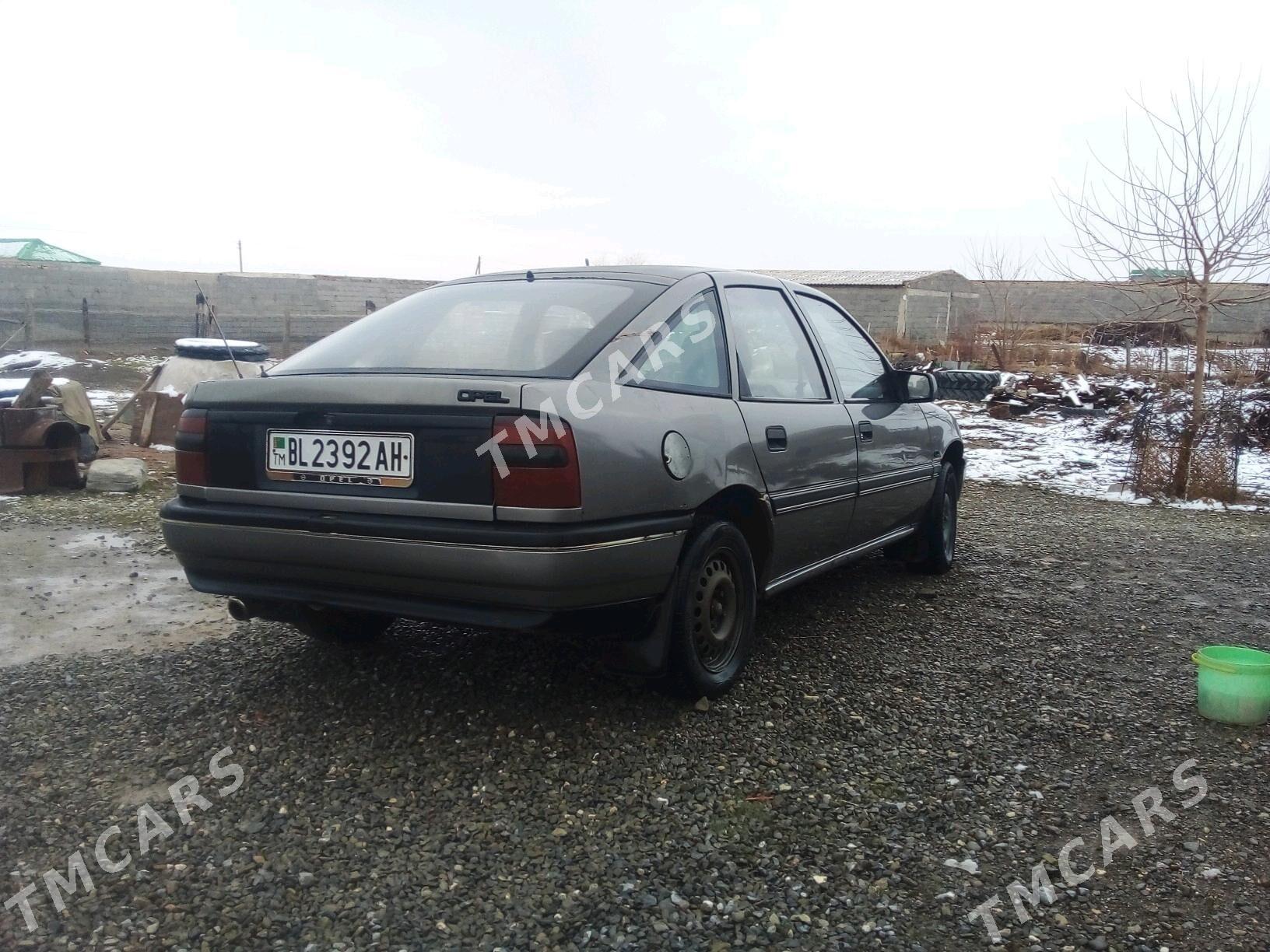 Opel Vectra 1992 - 23 000 TMT - Bäherden - img 8