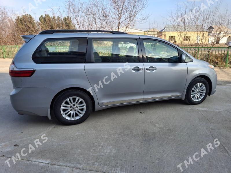 Toyota Sienna 2016 - 355 000 TMT - Мары - img 5