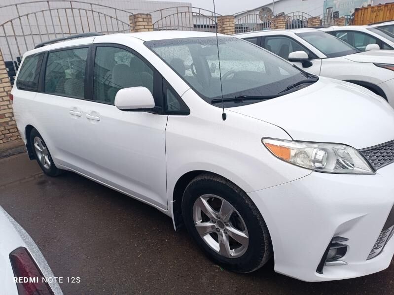 Toyota Sienna 2010 - 290 000 TMT - Mary - img 5