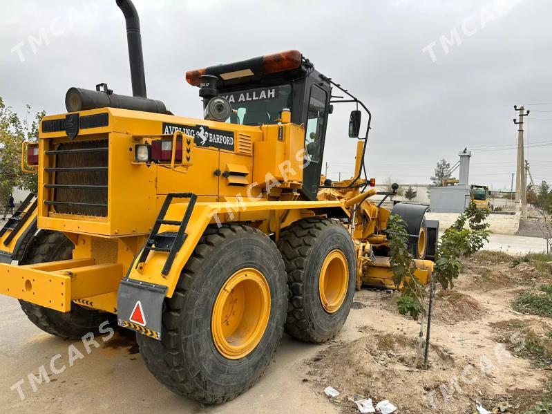 Komatsu GD655-5 2003 - 700 000 TMT - Aşgabat - img 3