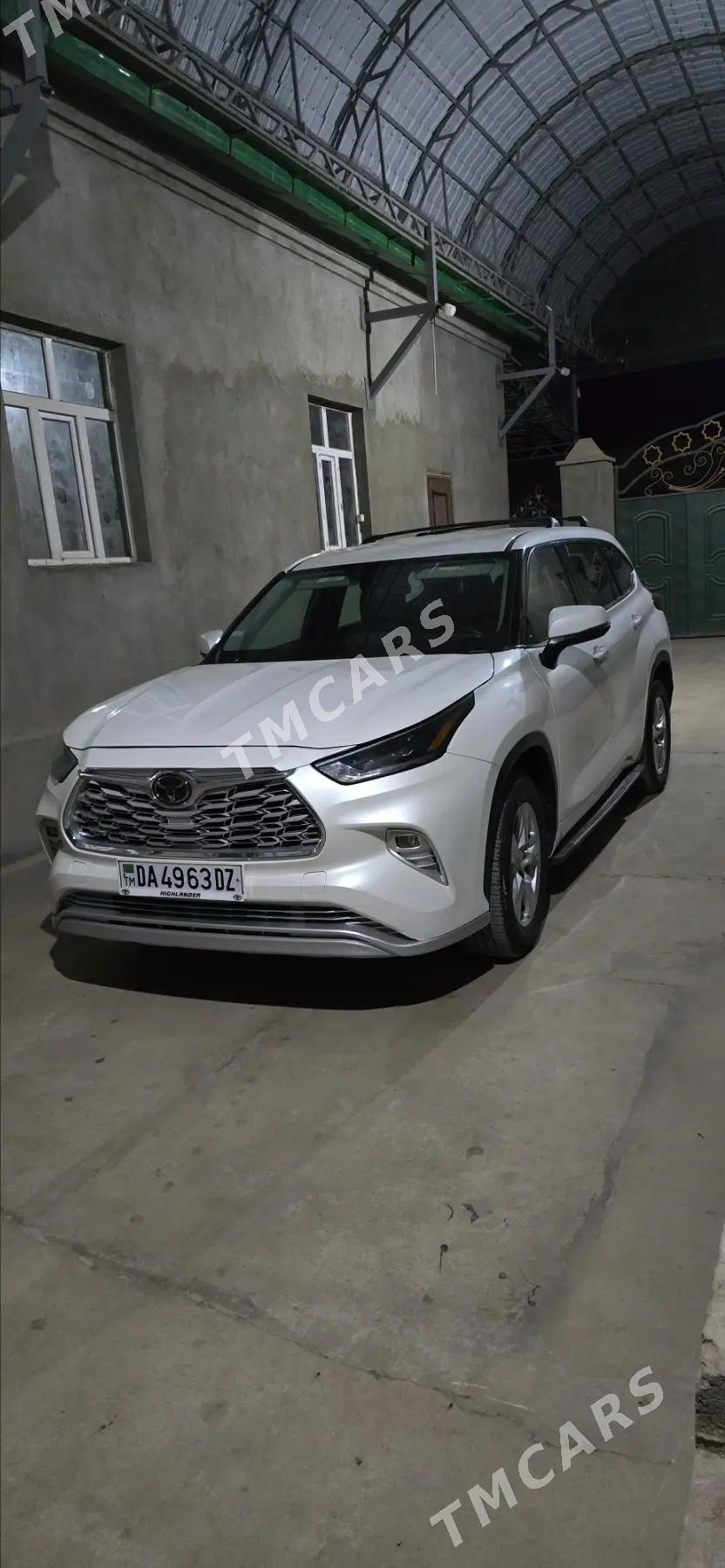 Toyota Highlander 2021 - 525 000 TMT - Кёнеургенч - img 4