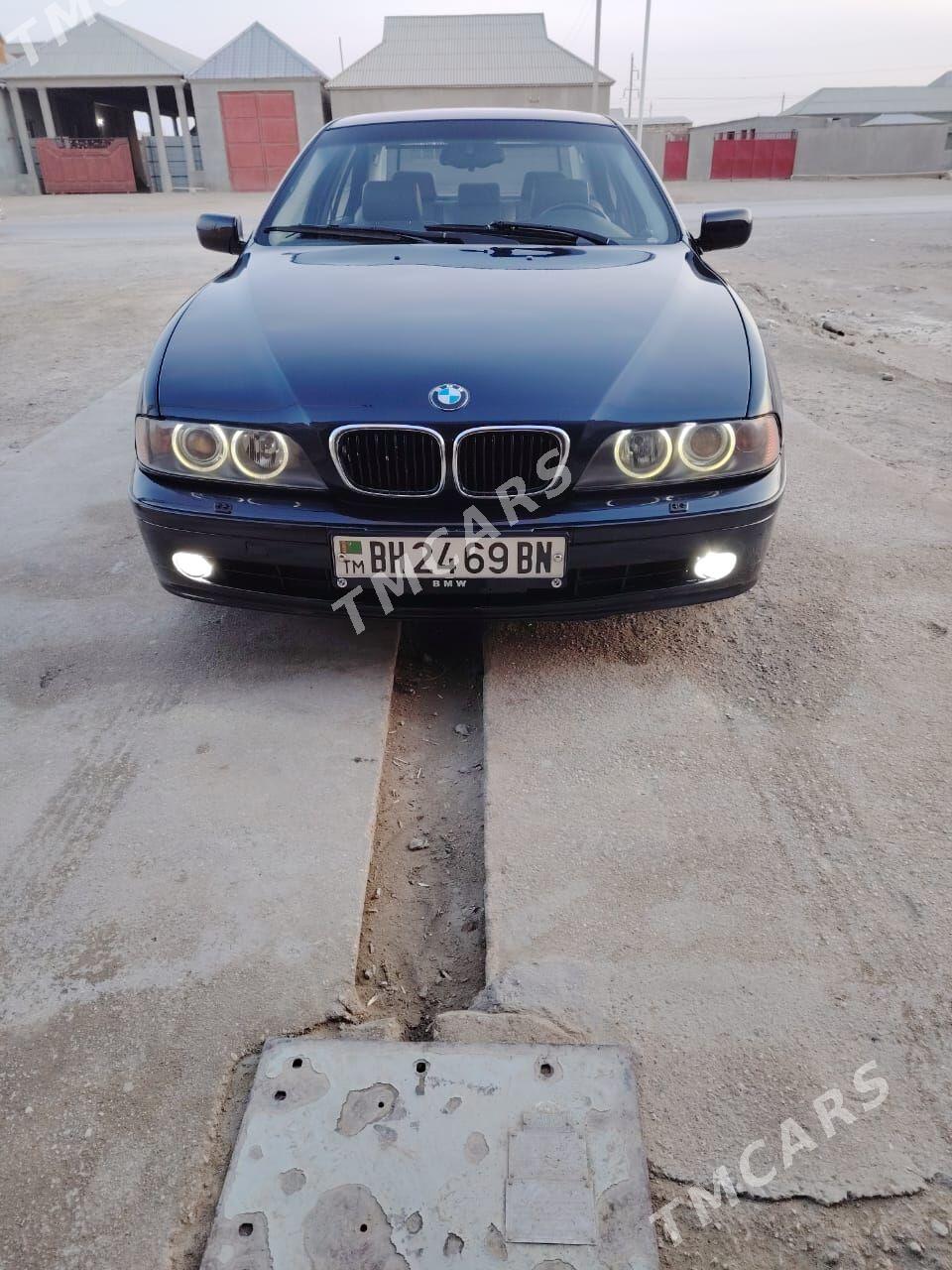 BMW E60 1998 - 95 000 TMT - Гумдаг - img 5