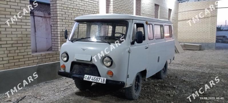 UAZ 2206 2000 - 32 000 TMT - Койтендаг - img 3