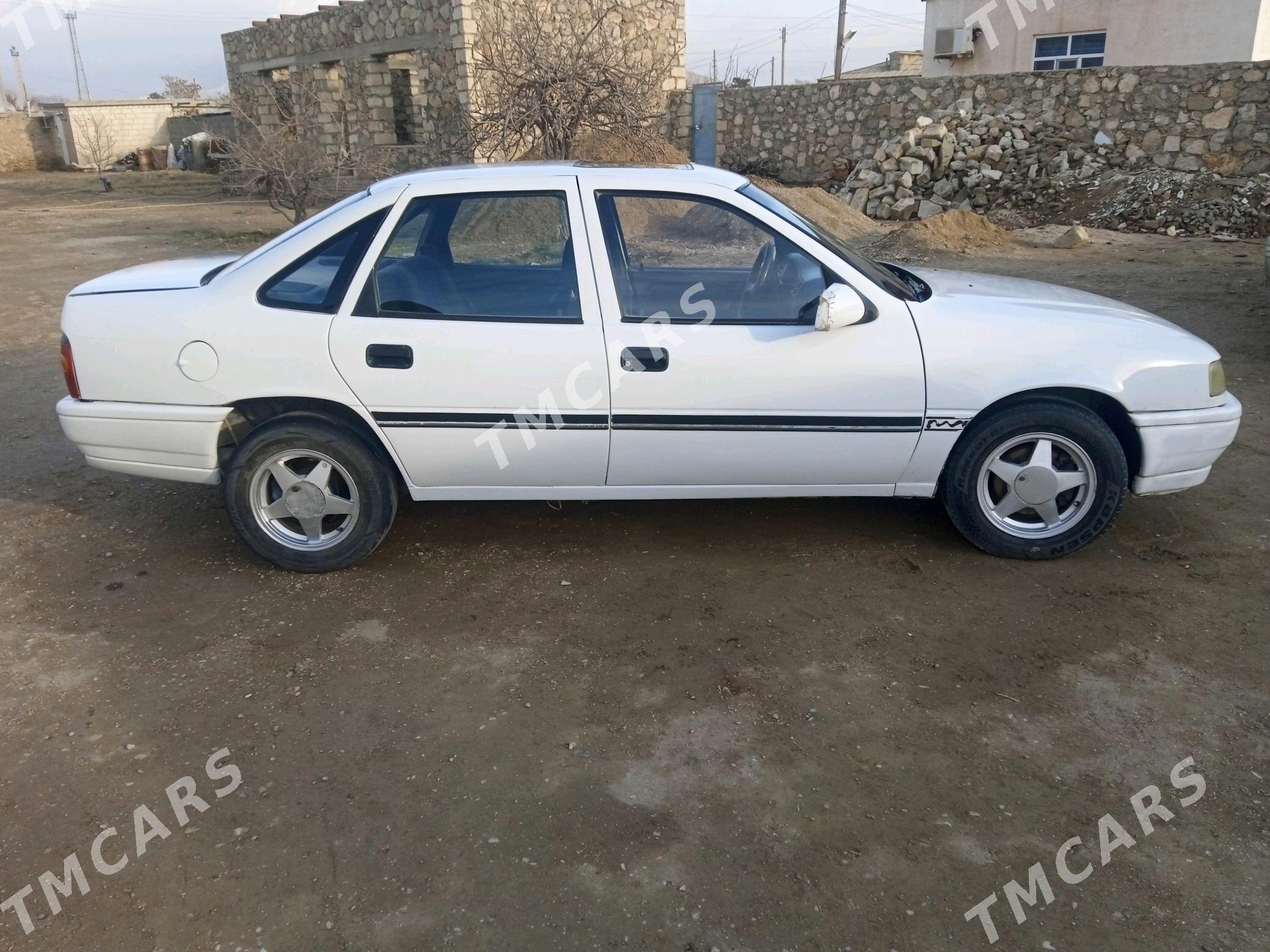 Opel Vectra 1990 - 27 000 TMT - Джебел - img 2