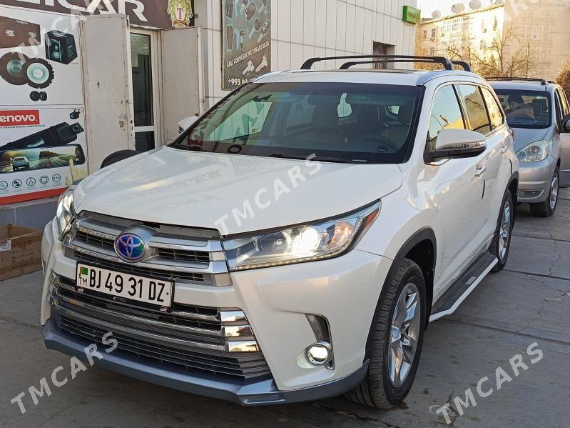 Toyota Highlander 2019 - 450 000 TMT - Гурбансолтан Едже - img 6