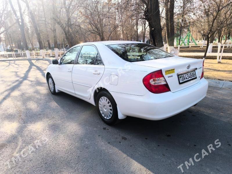 Toyota Camry 2002 - 179 000 TMT - Кëши - img 2