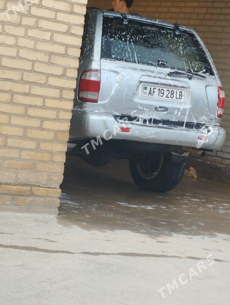 Nissan Pathfinder 2003 - 100 000 TMT - Halaç - img 2