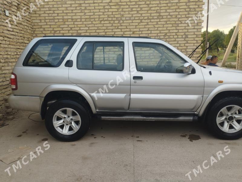 Nissan Pathfinder 2003 - 100 000 TMT - Halaç - img 3