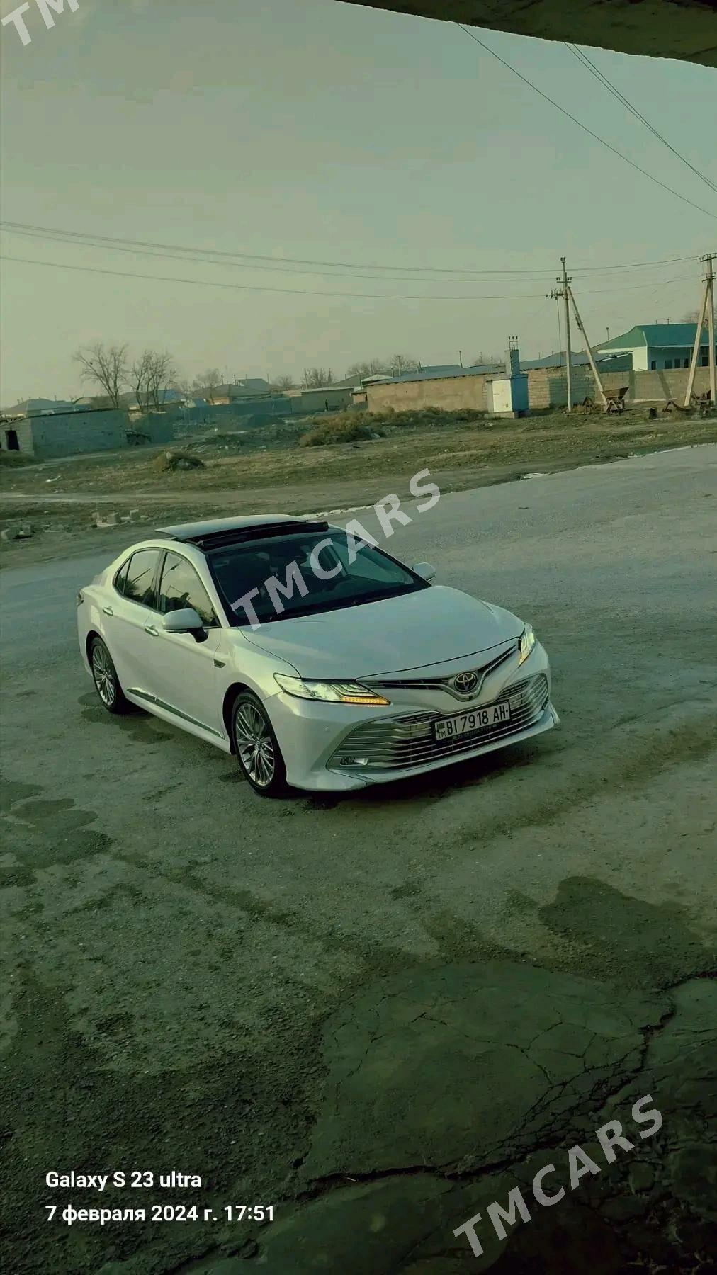 Toyota Camry 2019 - 380 000 TMT - Gökdepe - img 6