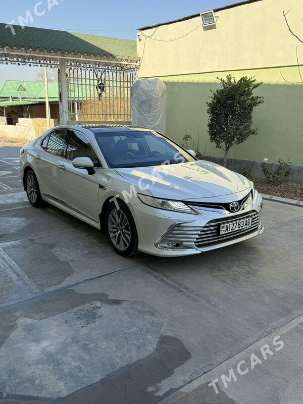 Toyota Camry 2022 - 627 200 TMT - Ашхабад - img 5