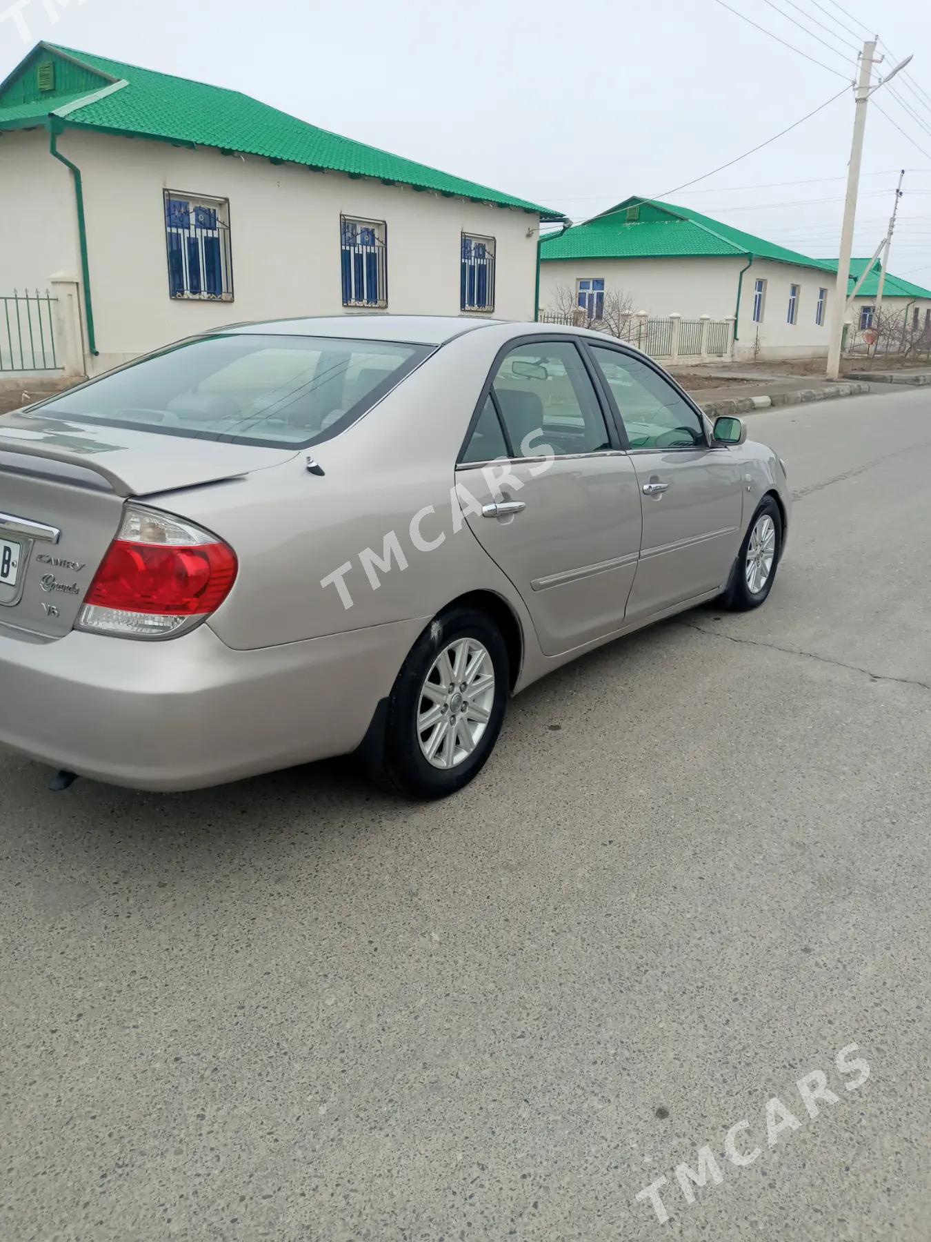 Toyota Camry 2005 - 170 000 TMT - Гарабекевюл - img 2