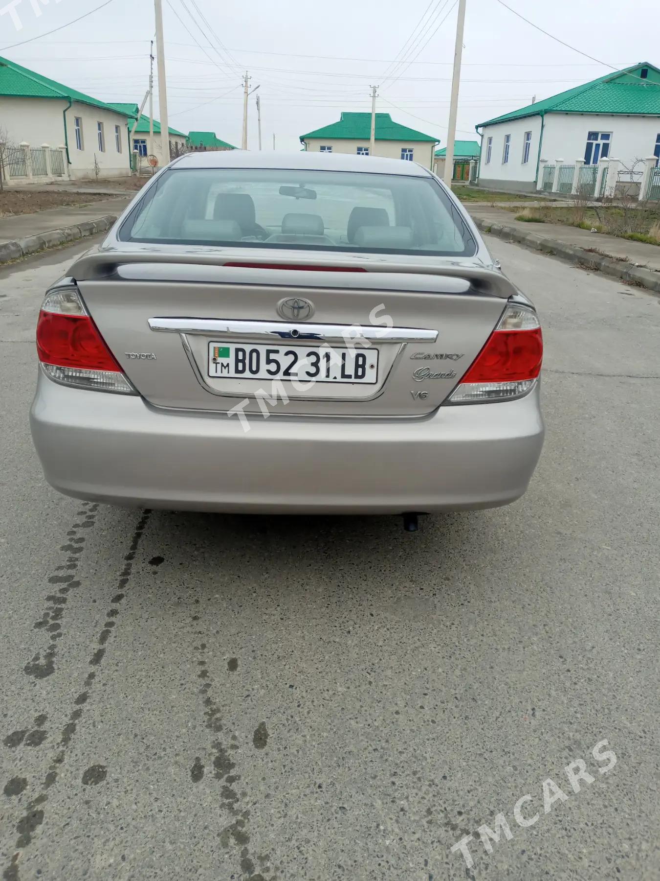 Toyota Camry 2005 - 170 000 TMT - Гарабекевюл - img 5